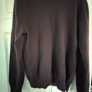 Bloomingdale's Men's cashmere burgundy Sweater